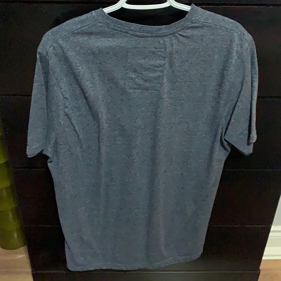 Broken Threads v-neck t shirt, size Large - Picture 2 of 3